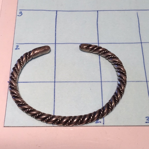 Vintage sterling silver twisted rope cuff bracelet - Picture 7 of 7